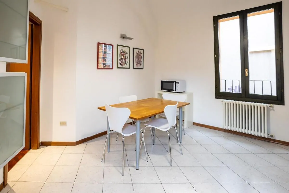 Appartement Getthekey Mura Di Porta S Felice Bologne Italie